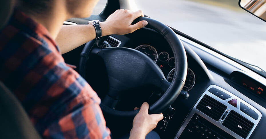 These 5 Warning Signs Mean You NEED to Get Your Brakes Checked